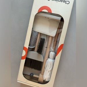 NWT MOOVER Toys Cleaning Set in Gray Unisex